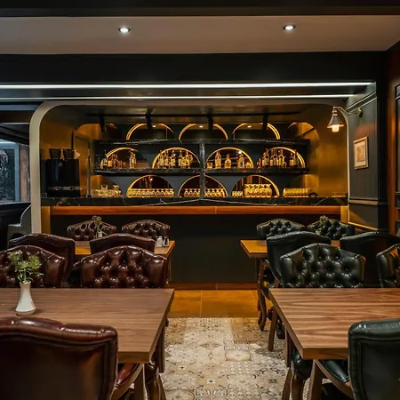 Hotel Castle Old Town