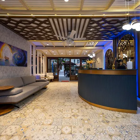 Hotel Castle Old Town