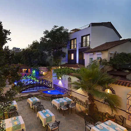 Castle Old Town Hotel Antalya