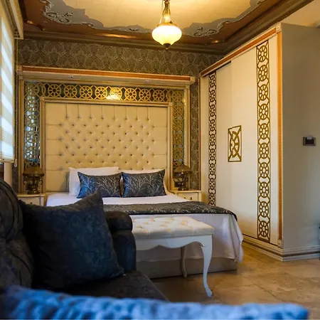 Castle Old Town أنطاليا