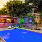 Castle Old Town Hotel Antalya