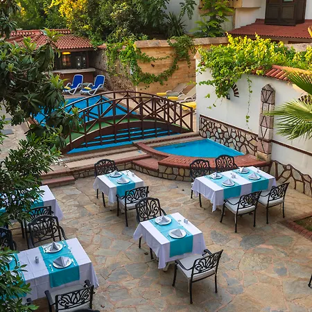 Castle Old Town Hotel Antalia