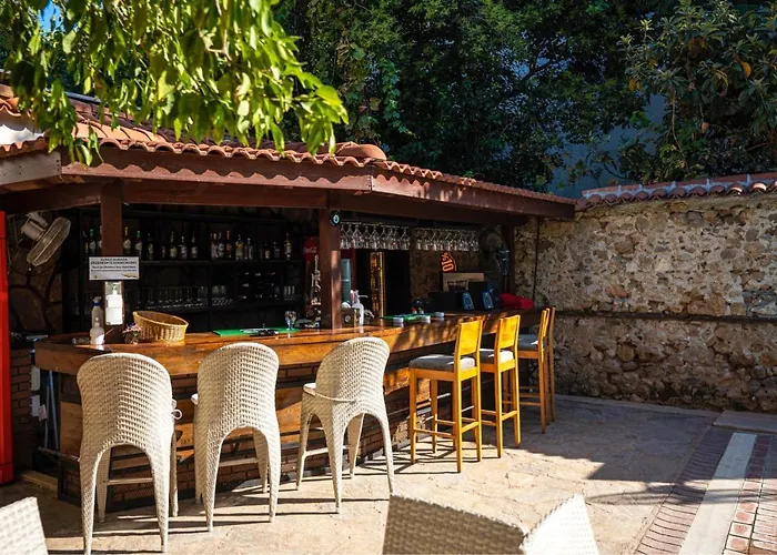 Castle Old Town Ξενοδοχείο 3*