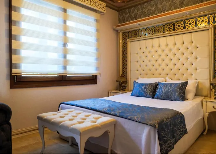 Castle Old Town 3*