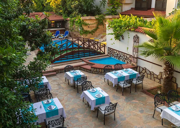Castle Old Town Ξενοδοχείο Αττάλεια